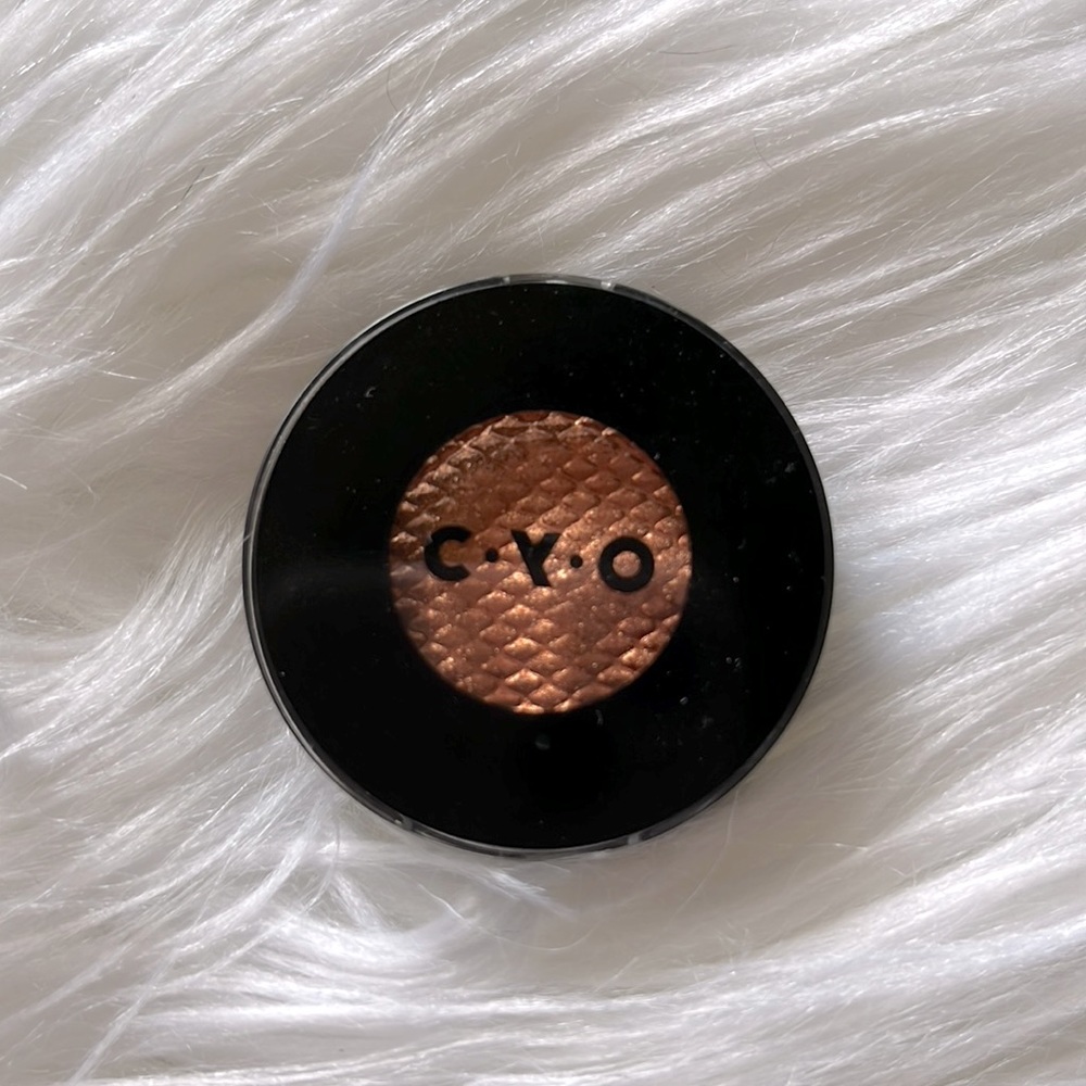 PICK 5 FOR $20 CYO Metallic Eyeshadow - Lovey Dovey